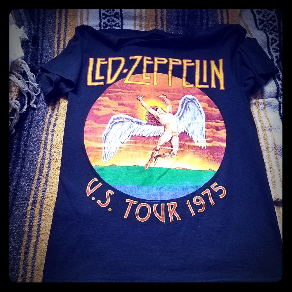 Unisex Black Led Zeppelin tshirt
